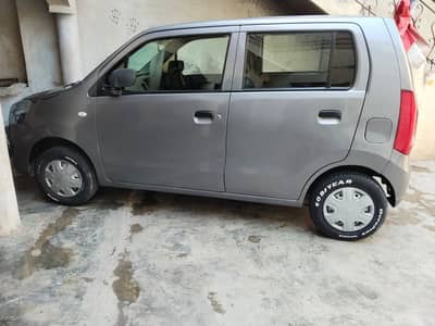 Suzuki wagnor 2014 model