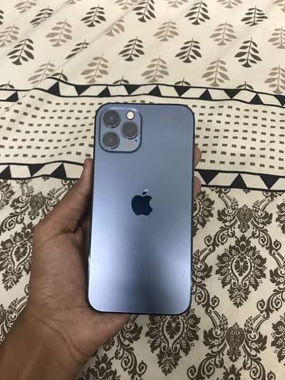 Iphone 12 pro icloud lock