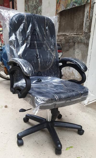 Office Chair/Paded chair/High Back Chair/Staff Chair/Revolving Chair