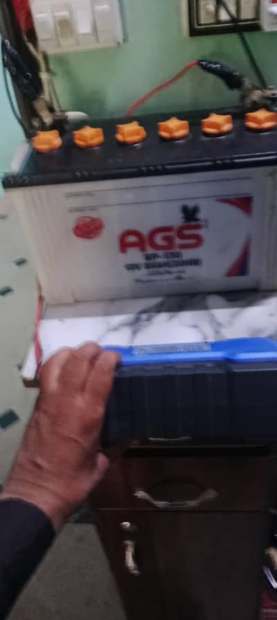 135"amp AGS bettry with 30amp unionstat charger