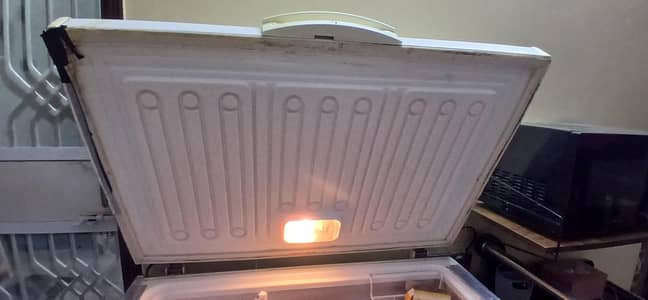 waves deepfreezer wcc2110 10cuft