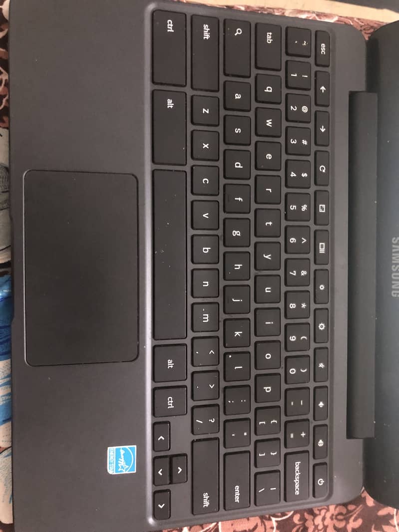 Chrome book Exchange possible with phone 1