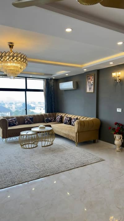 Vip 1 Bedroom Luxury Furnished Penthouse Available For Rent In Bahria Town Lahore