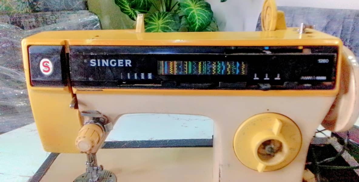 Singer Sewing machine 1