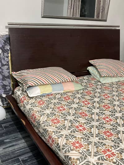 King Size bed For Sale (Urgent)