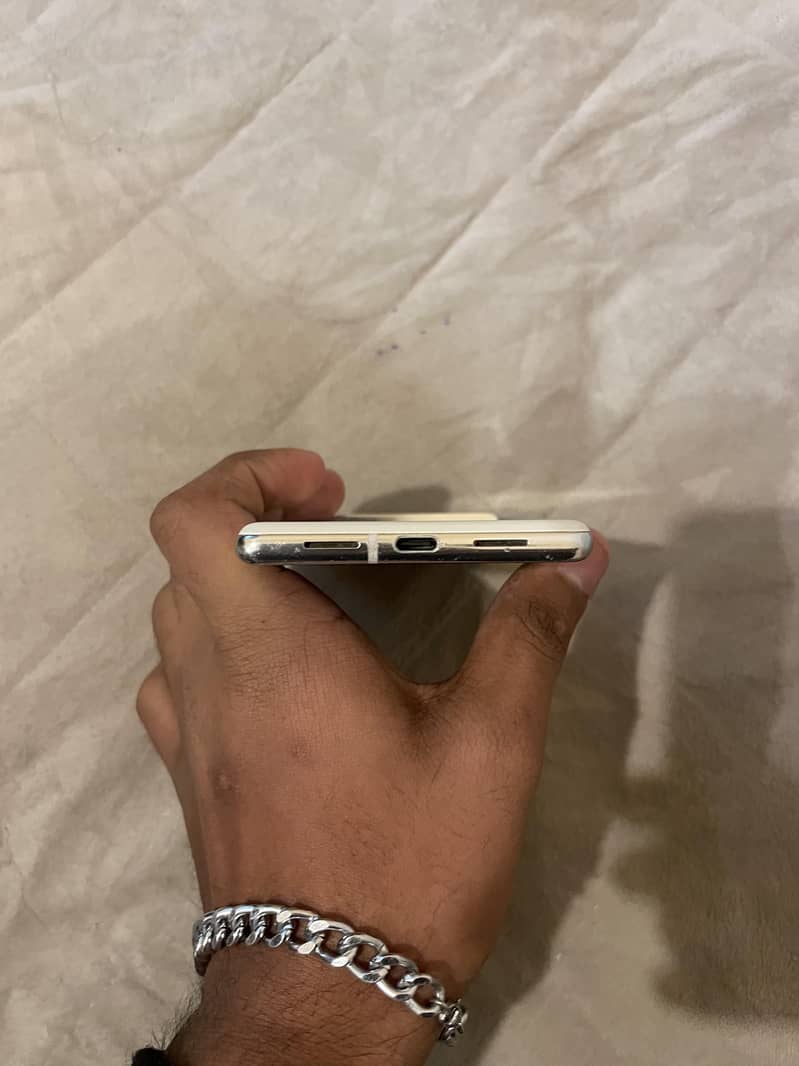 Google pixel 6 pro 5