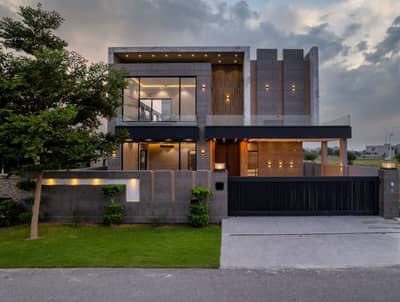 PHASE 6 Owner Needy 1 Kanal Beautiful Design Bungalow For Sale Prime Location Dha Lahore.