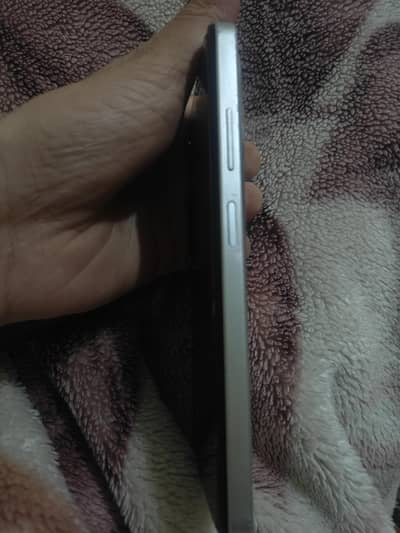 Infinix Smart Plus 4GB + 4 expendable Rom 64 GB