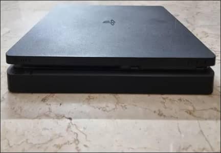 PLAYSTATION 4 SLIM 1 TB 03312343013 NON JAILBREAK (PS4) GOOD CONDITION