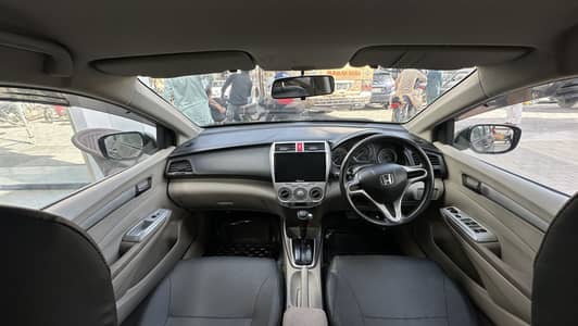 Honda city 2017 genuine condition like Corolla civic Mira alto passo