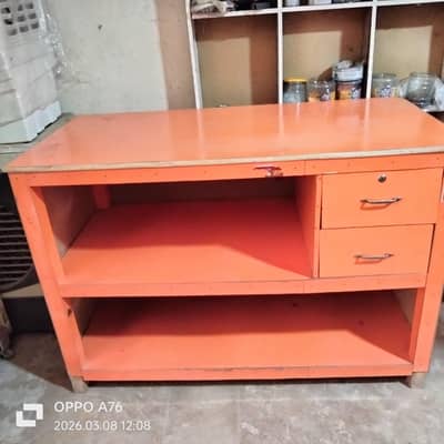 so good material table and good eood