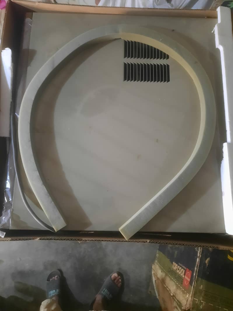 نیا اور ڈبہ پیک ونڈو اے سی 3