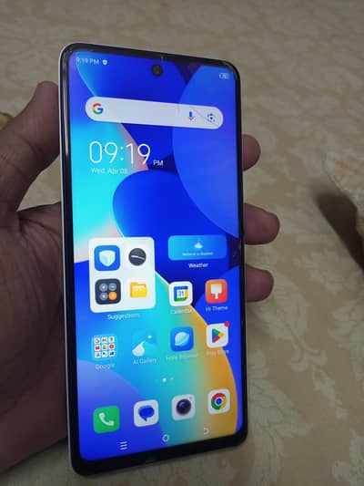 Tecno mobile 8+8/256 Rs. 27,000