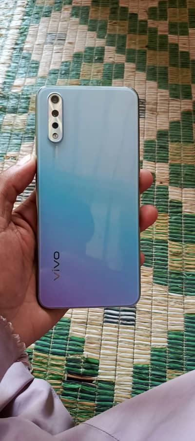 Vivo Si 8GB Ram, 256GB memory, PTA prove.