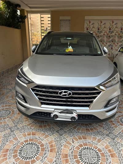 Hyundai Tucson AWD A+ Like New SUV Car