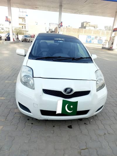 Toyota Vitz 7/13 Brand new car seen same as a pictures.
