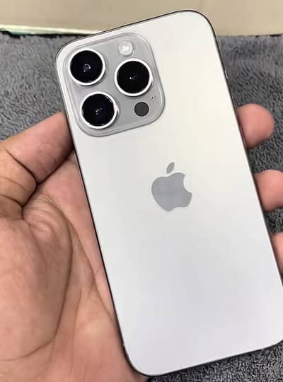 iPhone 15 pro natural taitanium non pta jv