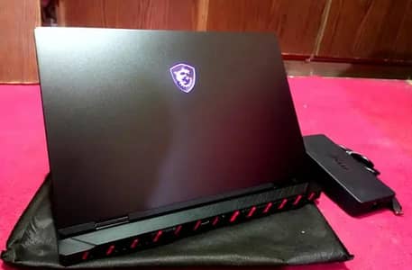 MSI Raider 18 Ai Ultra 9 285HX Rtx 5090 24 GB