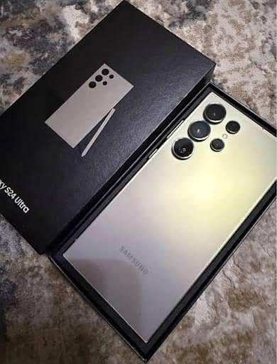 Samsung Galaxy s24 ultra mobile phone 256gb