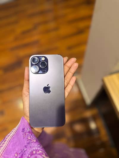 Selling my iPhone 14 Pro Max (256GB, Deep Purple) Covered in Sheet