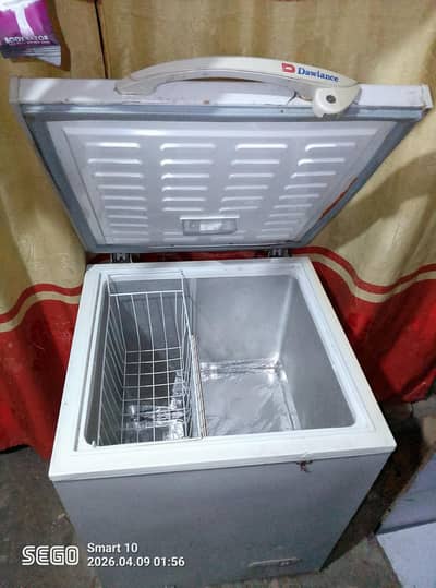 Dawlance ka Freezr hai Orignel compressor main hai no repairing