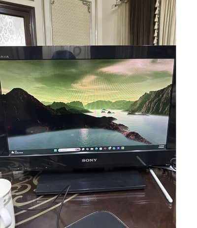 Sony Bravia 21-22 inch tv