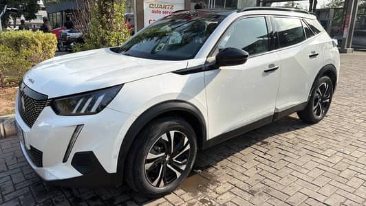 Peugeot 2008  allure 2024 model