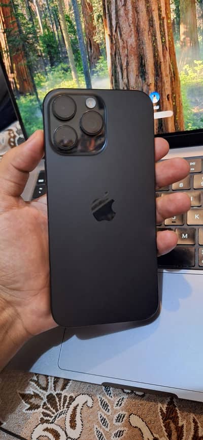 Apple iPhone 16 Pro Max