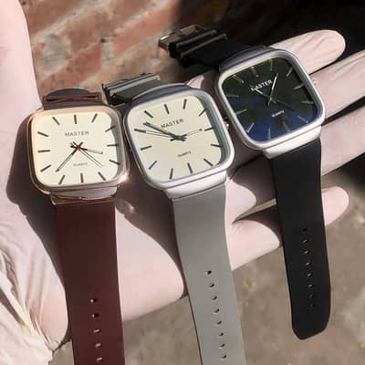 MASTER Quartz Square Watch