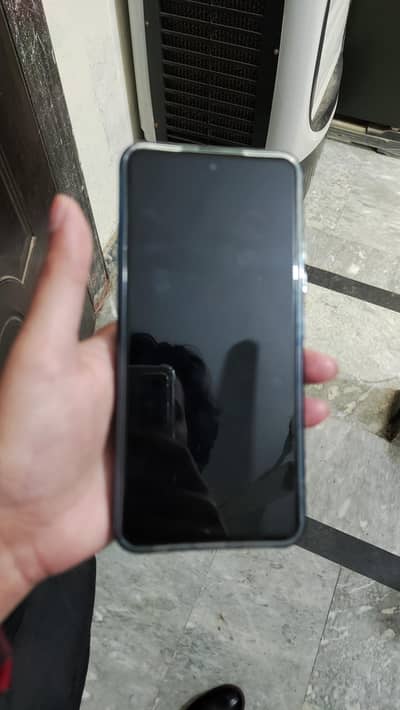 used like new 12/256