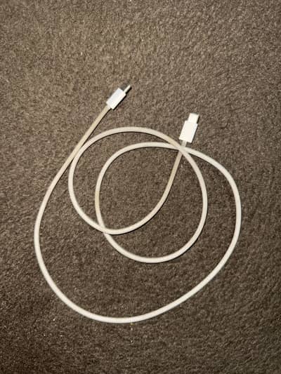 IPhone 16 Pro Max C-C Cabel 100% Original Box Pull Out