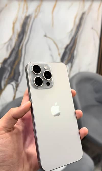 iPhone 15 pro Max Jv