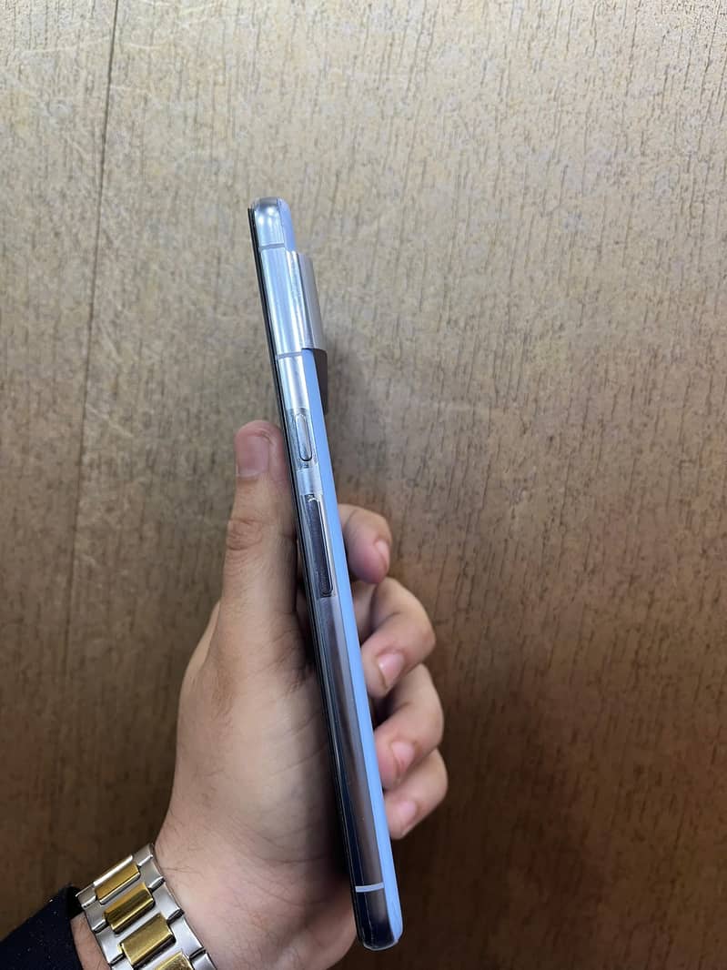 Google Pixel 8 Pro 4