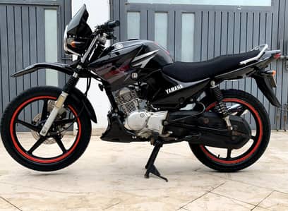 Yamaha YBR 125G 2016 Japanese model