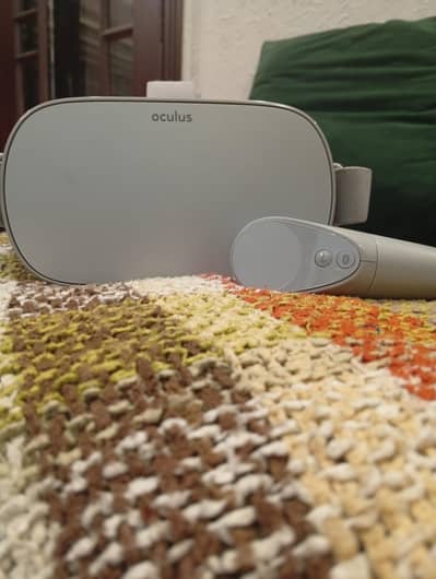 Oculus Go VR headset