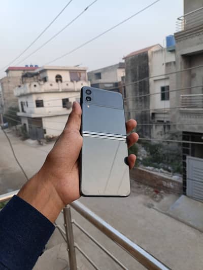 Samsung Flip 3 non Pta 8/128gb pannel need chng only