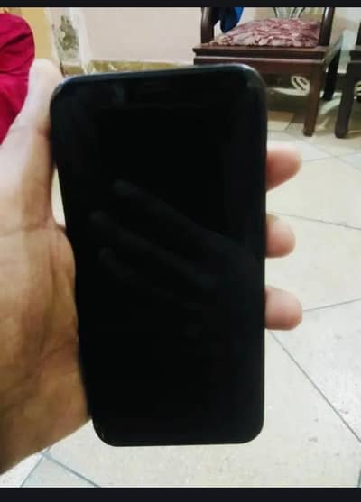 I phone 12 or better 89or condition 10 x 10 exchange possible