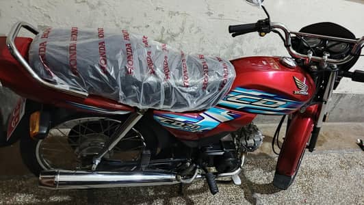 HONDA CD 70 dream 2025 (0322-3276769)