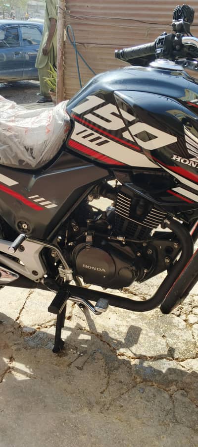 CB 150 for sale urgent