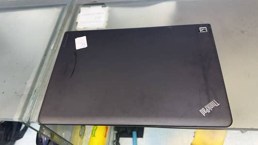LENOVO THINKPAD l550 I5 5th generation  Ram 8 gb SSD Ssd 128 gb  15.6