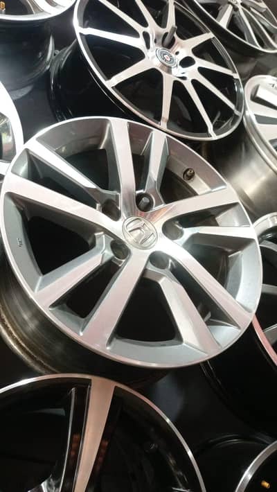 Honda Oriel Geniune Rim Set