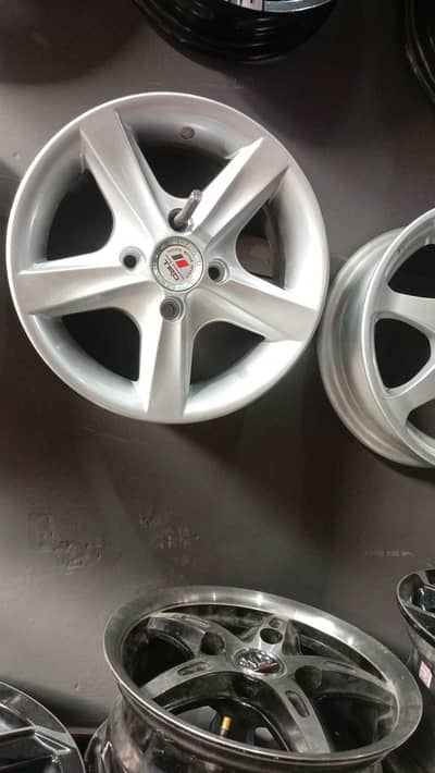 Mehran Rim Set / Size : 12