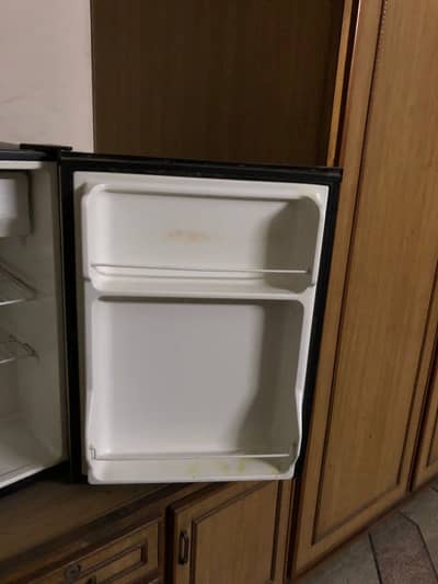 Brand new like aa just once days used  with haier box  0