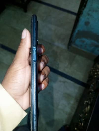 All original ha koi cheez bi change nhi ha  ram 4/128call 03008090290