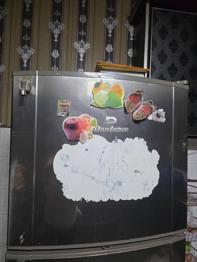 Dawlanca. . DAWNLANC. FRIDGE. FOR . SALE