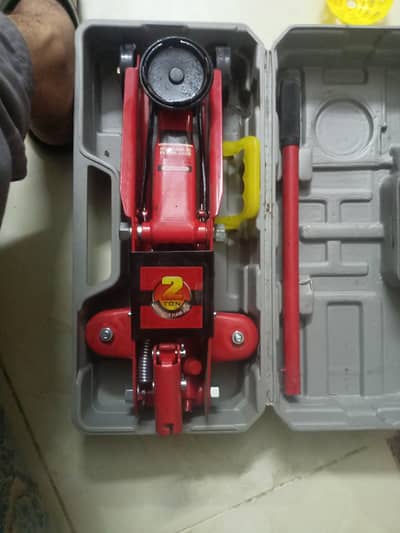 Hydraulic Floor jack 2 Ton