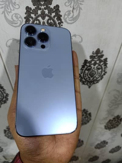 iphone 13 pro , 128GB factory unlok. Heath 73%. wts/cal 03204667681