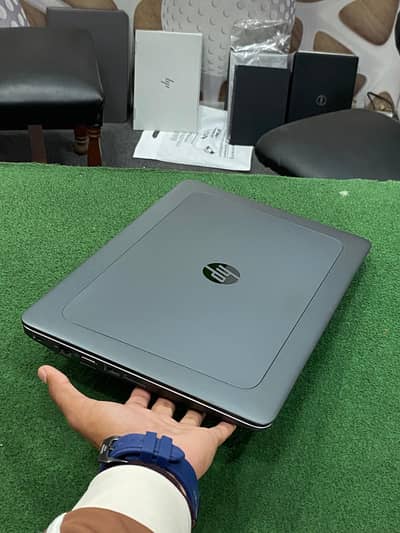 hp zbook 15 g4 core i7 7th gen HQ 4gb dedicatd graphic card laptop