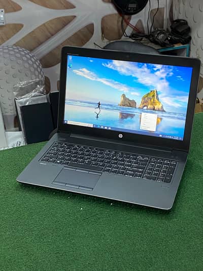 hp zbook 15 g4 core i7 7th gen HQ 4gb dedicatd graphic card laptop