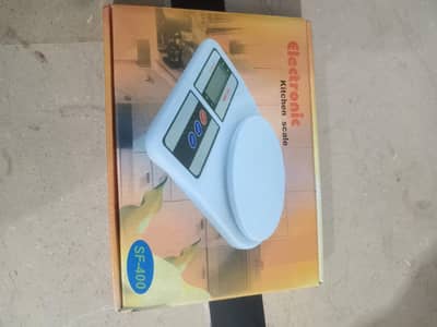 SF-400 kitchen scale  |full working condition| zero dent|